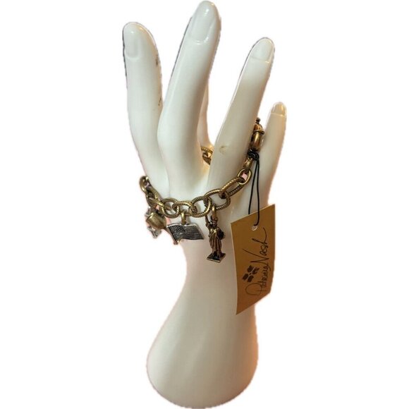 Patrica Nash Antique Gold USA & UK Travel Charm Etched Metal Chain Link Bracelet - Picture 4 of 6